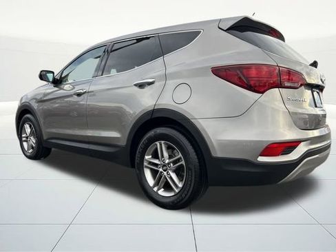 Used 2018 Hyundai Santa Fe Sport image 3