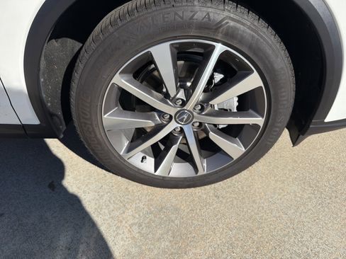 Certified 2025 Acura MDX SH-AWD w/ Technology Package image 13