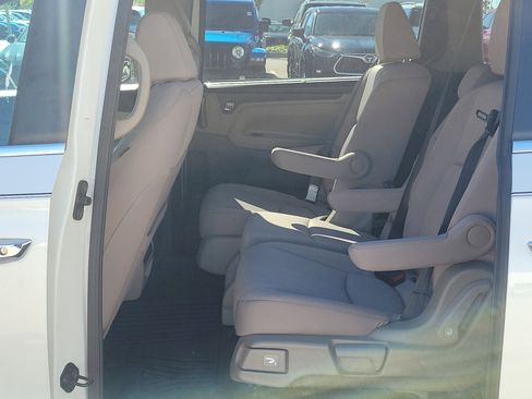 Used 2020 Honda Odyssey EX image 10