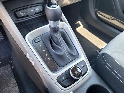 New 2026 Hyundai Venue SEL FWD image 17