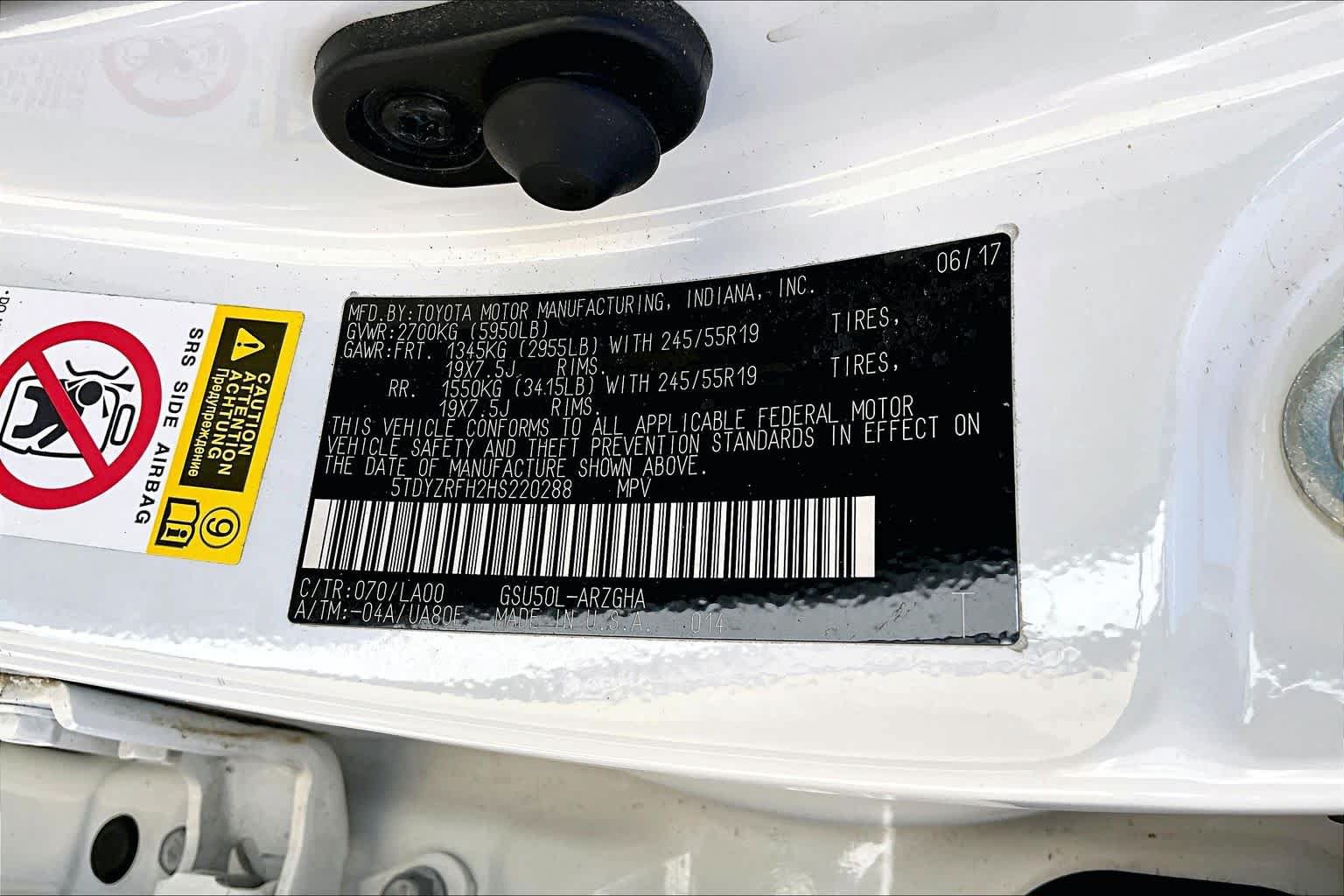 Used 2017 Toyota Highlander Limited Platinum FWD image 33