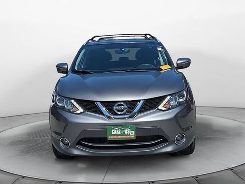Used 2018 Nissan Rogue Sport SV w/ SV Technology Package AWD/4WD image 8
