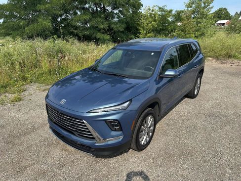 Used 2026 Buick Enclave Preferred AWD/4WD image 28