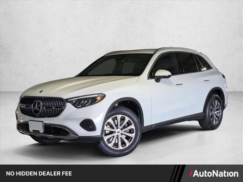 Certified 2024 Mercedes-Benz GLC 300 image 1