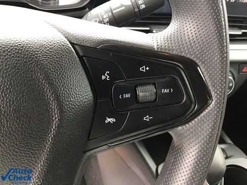 Used 2024 Chevrolet Trax LS w/ Driver Confidence Package image 30