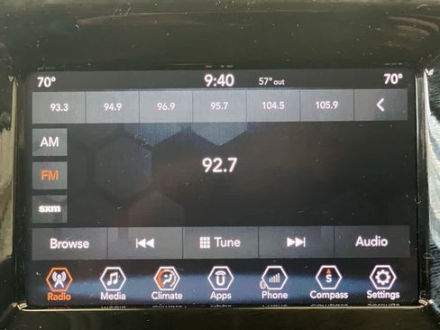 Used 2018 Jeep Compass Latitude w/ Popular Equipment Group AWD/4WD image 19