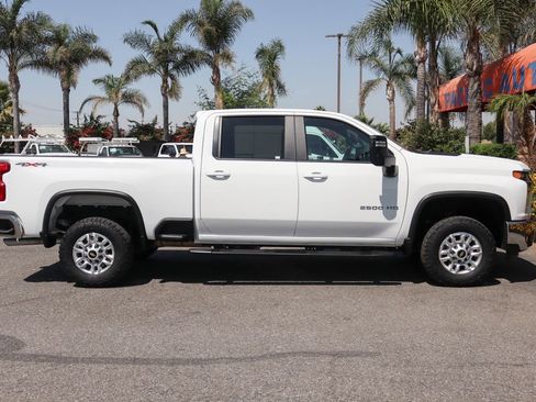 Used 2020 Chevrolet Silverado 2500 LT w/ Fleet Comfort Package AWD/4WD image 10