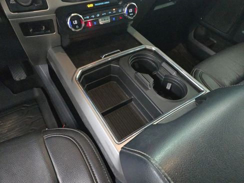 Used 2022 Ford F250 Lariat w/ Lariat Ultimate Package image 16