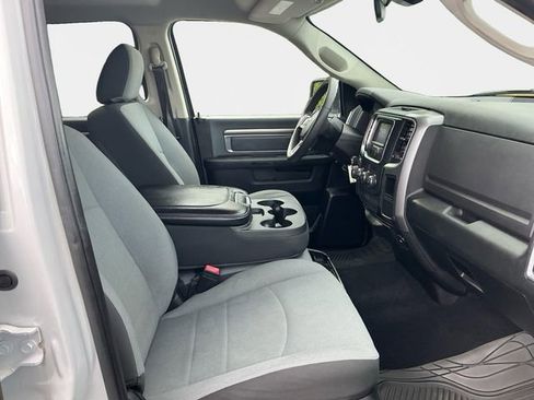 Used 2021 RAM 1500 Classic SLT AWD/4WD image 16