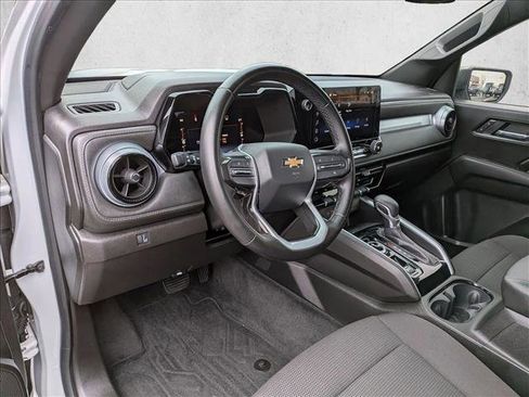 Used 2023 Chevrolet Colorado LT w/ LT Convenience Package image 10