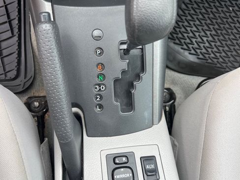 Used 2011 Toyota RAV4 2WD w/ Base L4 Extra Value Pkg image 30