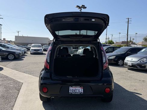 Used 2019 Kia Soul FWD image 20
