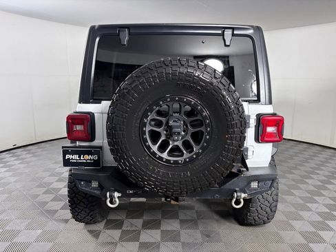 Used 2022 Jeep Wrangler Unlimited Rubicon w/ Xtreme Recon 35" Tire Package image 6