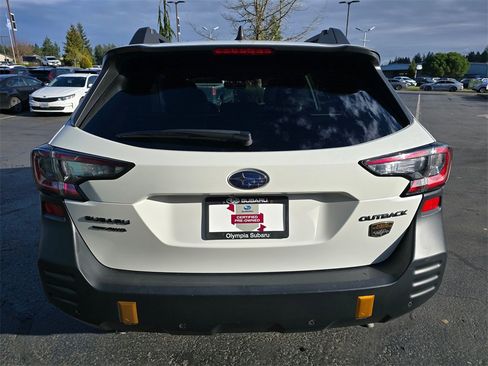 Certified 2025 Subaru Outback Wilderness image 5