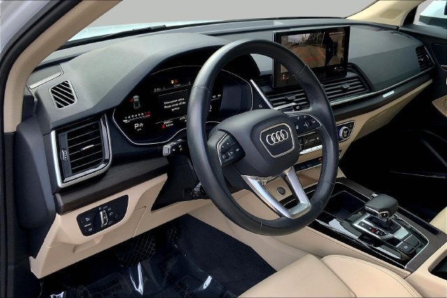 Used 2024 Audi Q5 2.0T Premium Plus AWD/4WD image 14