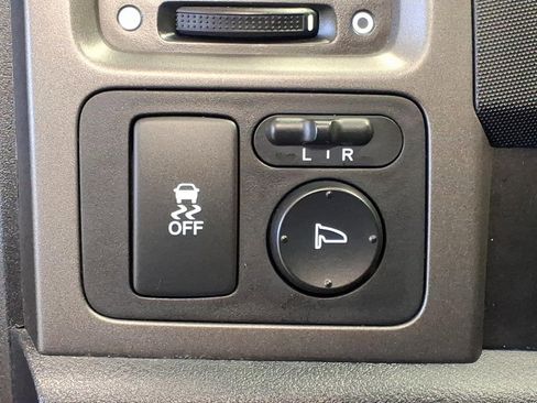 Used 2010 Honda CR-V LX image 12