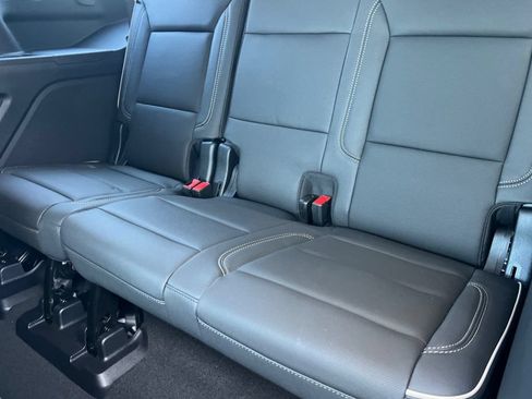New 2026 GMC Yukon Elevation AWD/4WD image 12