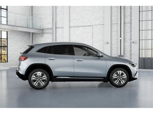 New 2026 Mercedes-Benz GLA 250 4MATIC image 17