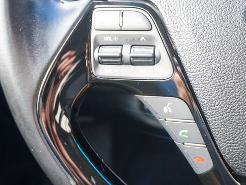 Used 2018 Kia Forte S w/ S Technology Plus Package image 34