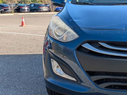 Used 2014 Hyundai Elantra GT image 9