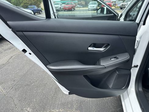 Used 2022 Nissan Sentra S FWD image 12