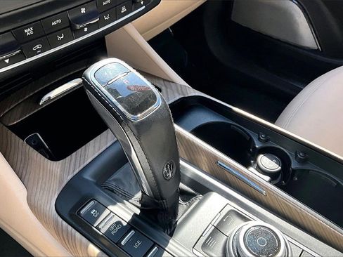 Used 2020 Maserati Levante GranLusso image 28