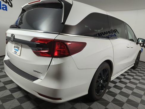 Certified 2023 Honda Odyssey Sport image 6