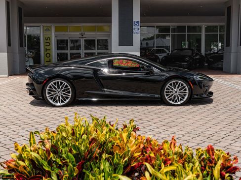 Used 2025 McLaren GTS RWD image 43