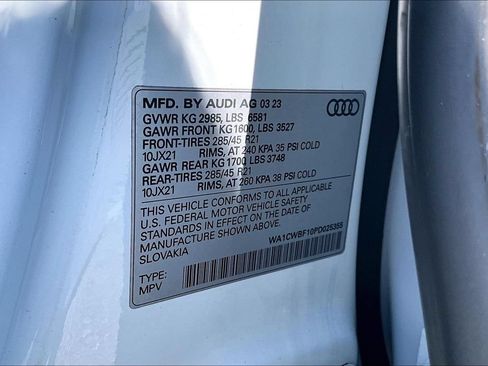 Used 2023 Audi SQ8 Prestige AWD/4WD image 3
