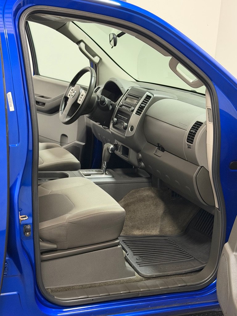 Used 2014 Nissan Xterra X AWD/4WD image 11