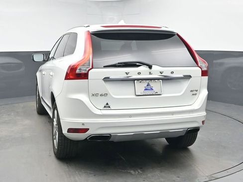 Used 2016 Volvo XC60 T6 w/ Proximity Package image 7
