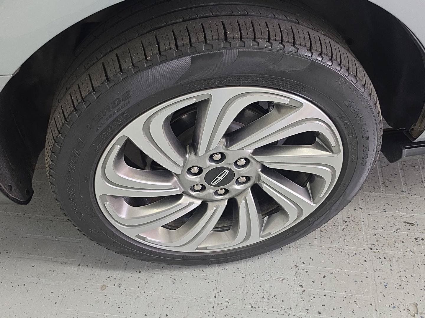 Certified 2023 Lincoln Navigator Reserve AWD/4WD image 24