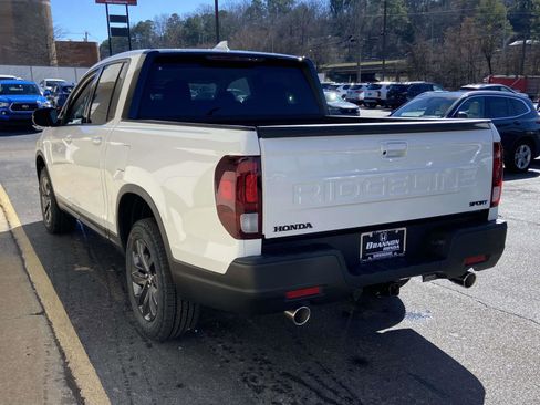 New 2026 Honda Ridgeline Sport image 3