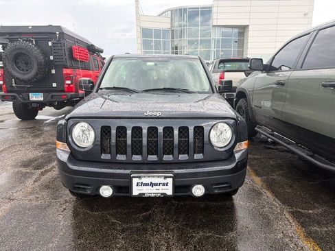 Used 2015 Jeep Patriot High Altitude FWD image 3