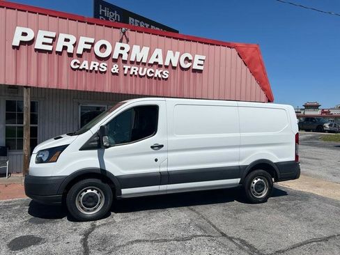 Used 2018 Ford Transit 150 130 Low Roof RWD image 2