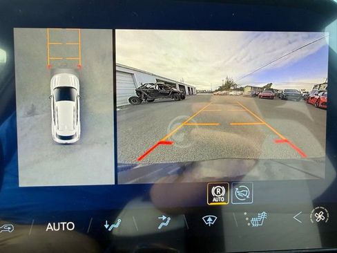 New 2026 Chevrolet Equinox EV LT FWD image 21