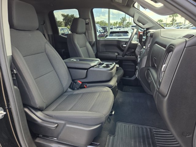 Used 2026 Chevrolet Silverado 1500 Custom AWD/4WD image 17