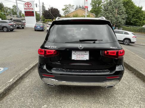 Used 2020 Mercedes-Benz GLB 250 4MATIC image 7