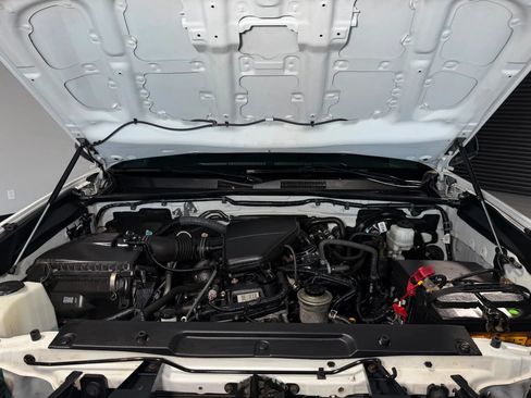 Used 2019 Toyota Tacoma SR RWD image 23