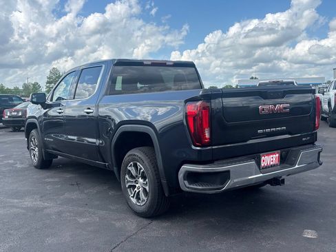 Used 2025 GMC Sierra 1500 SLT RWD image 4