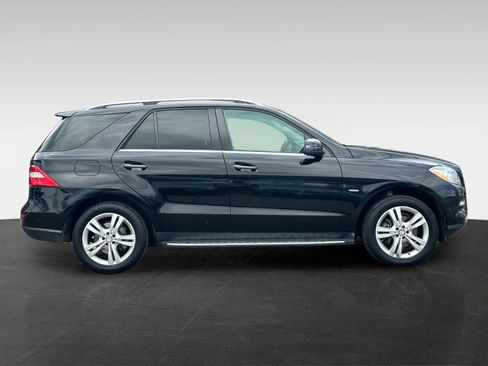 Used 2012 Mercedes-Benz ML 350 ML 350 4MATIC Sport Utility 4D image 8