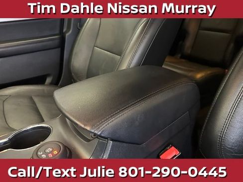 Used 2018 Ford Explorer XLT w/ Equipment Group 202A AWD/4WD image 31