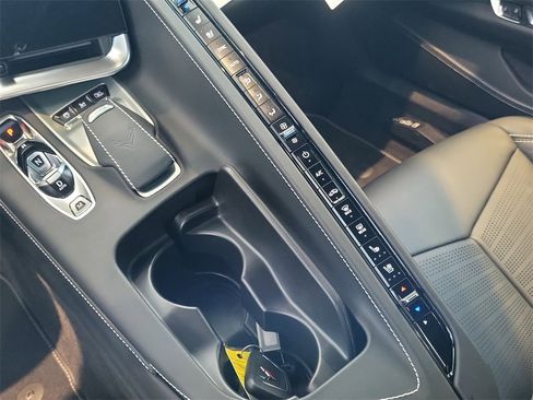 New 2025 Chevrolet Corvette Stingray Premium Cpe w/ Z51 Performance Package image 18