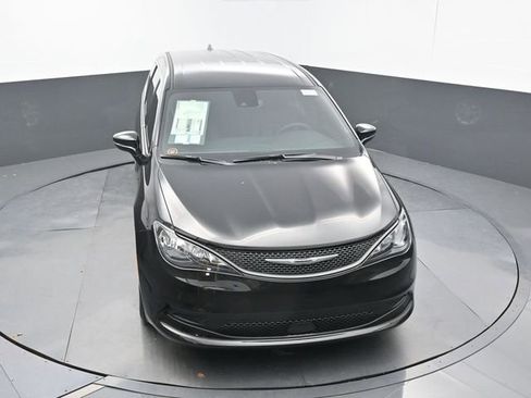 New 2025 Chrysler Voyager LX image 53