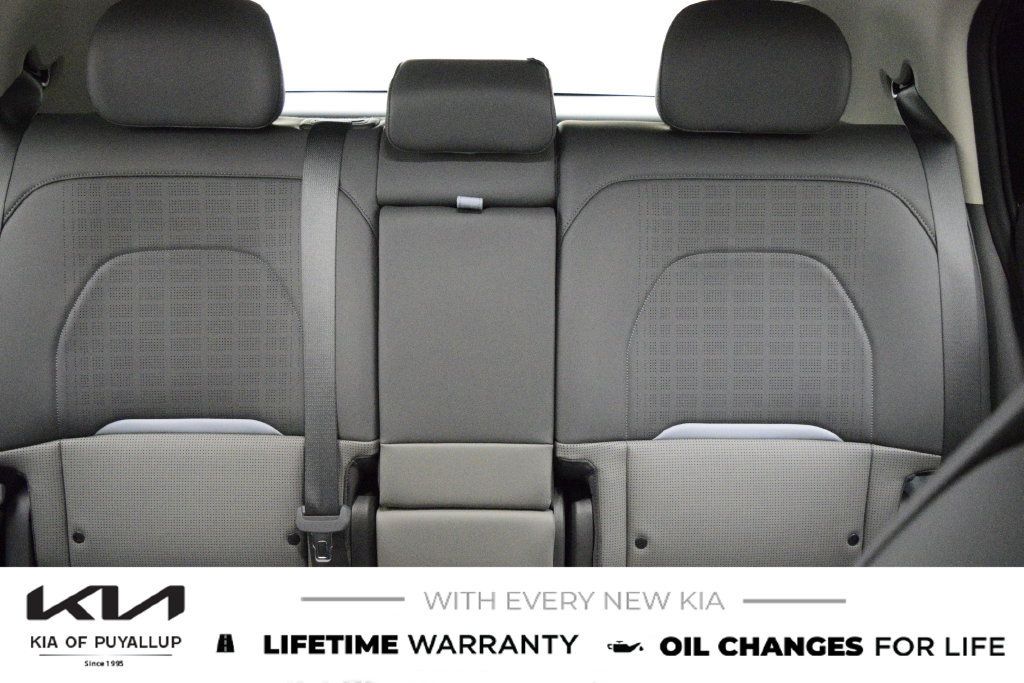 New 2027 Kia EV3 Wind FWD image 13
