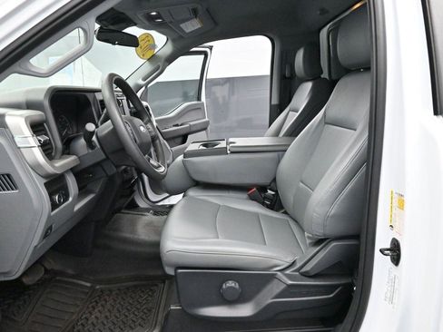 Used 2023 Ford F250 XL w/ Snow Plow Prep Package image 12