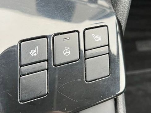 Used 2023 Kia Sportage EX image 21