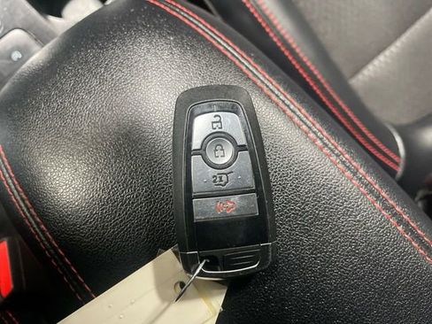 Used 2025 Ford Escape ST-Line image 20