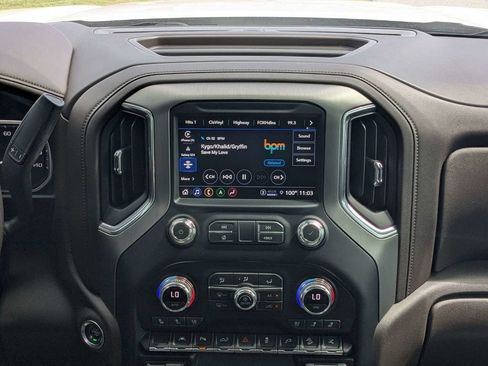 Used 2022 GMC Sierra 1500 Denali w/ Denali Reserve Package AWD/4WD image 16