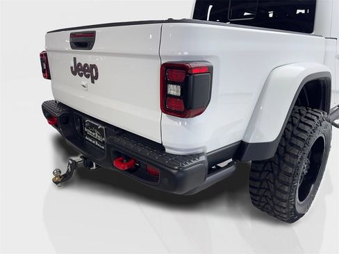 Used 2021 Jeep Gladiator Rubicon image 18
